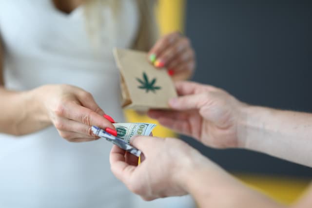 DC lets tourists get medical.jpg